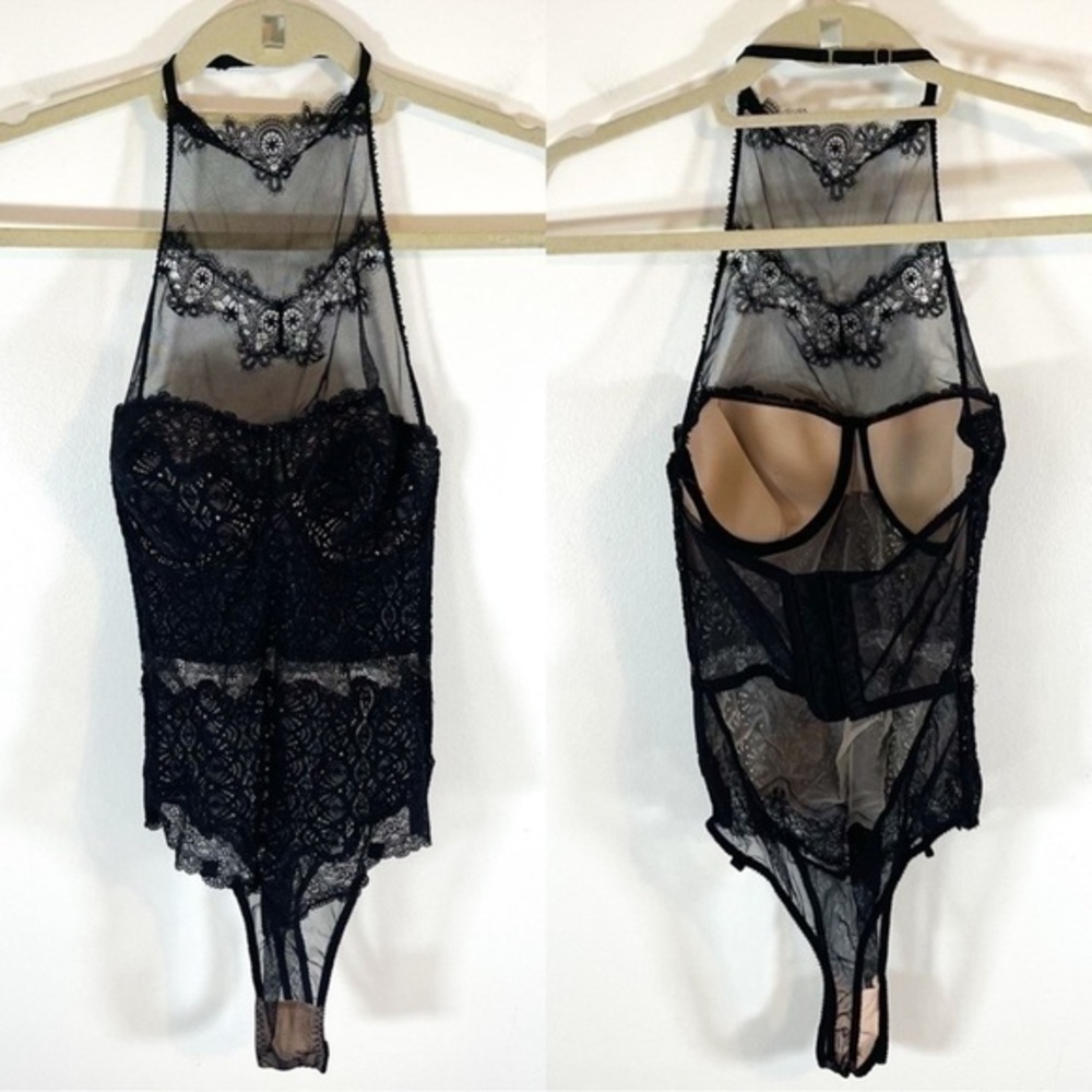 Victoria's Secret Women's Black and Cream Corset Halter Sheer Lace w garters